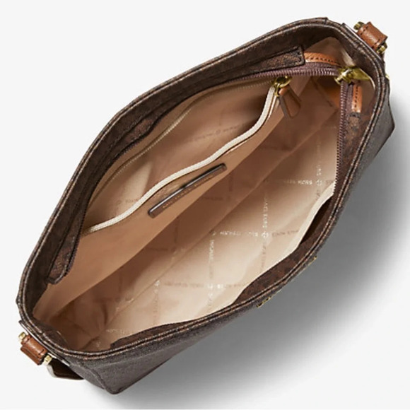 NWT Jet Set Travel Large Logo Messenger Bag - Picture 3 of 9